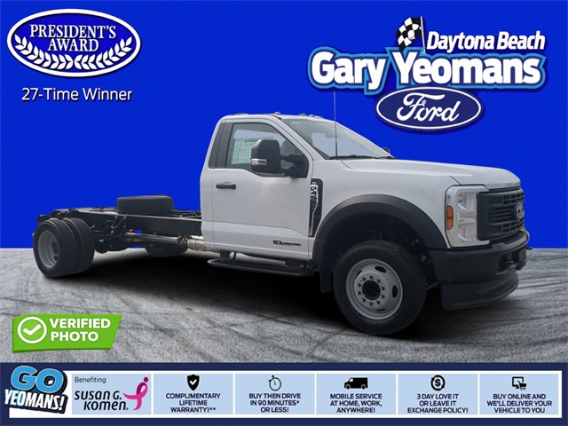 2025 Ford F-450 Super Duty Chassis Cab XL's photo