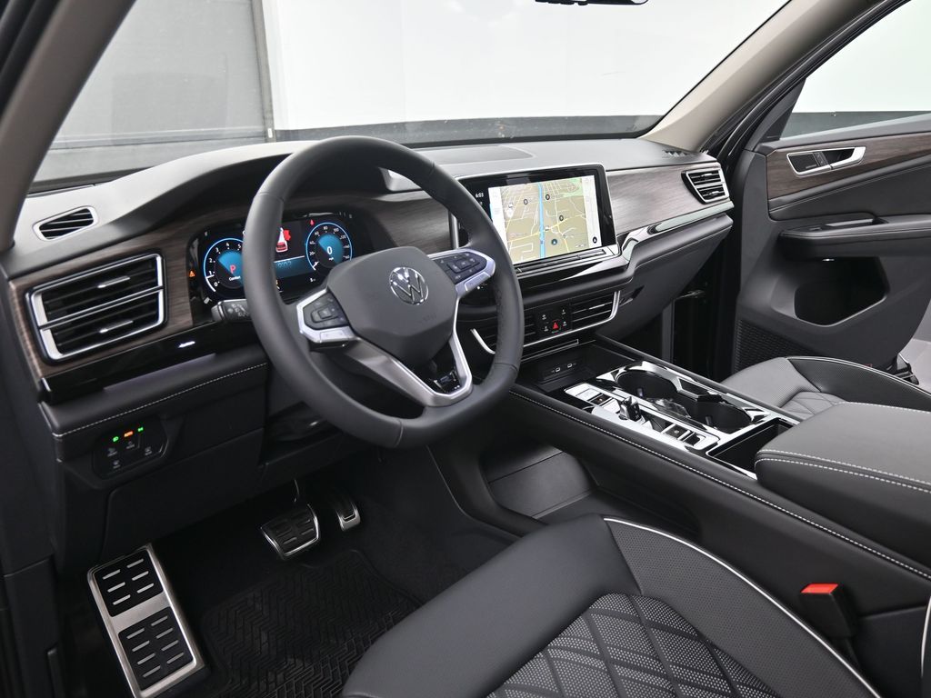 2025 Volkswagen Atlas SEL Premium R-Line photo 36
