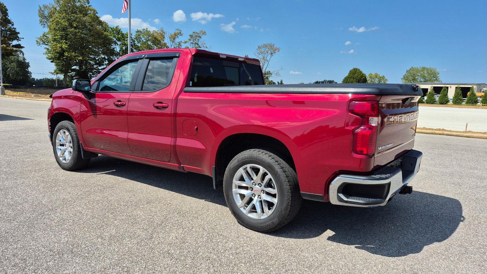 2020 Chevrolet Silverado 1500 LT photo 6