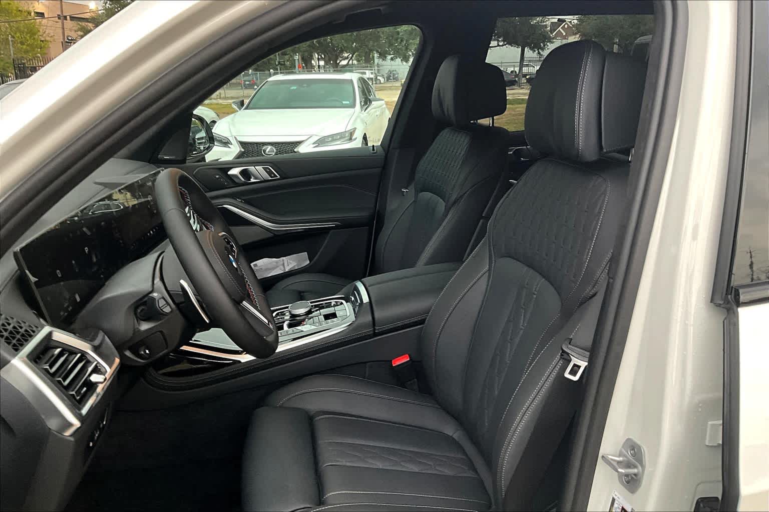 2025 Bmw X7 M60i photo 12