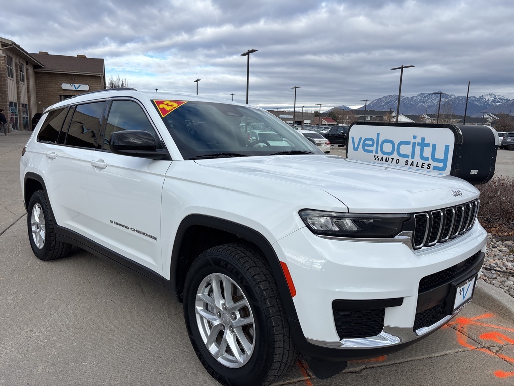 2023 Jeep Grand Cherokee L Laredo's photo