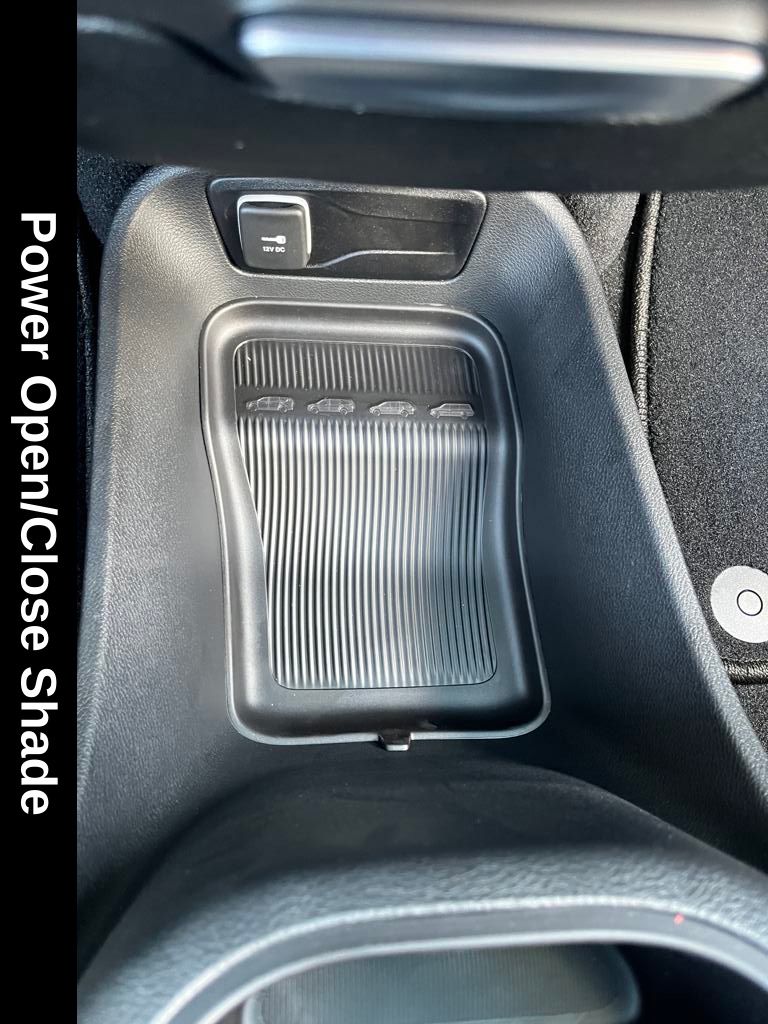 2025 Chrysler Pacifica photo 15