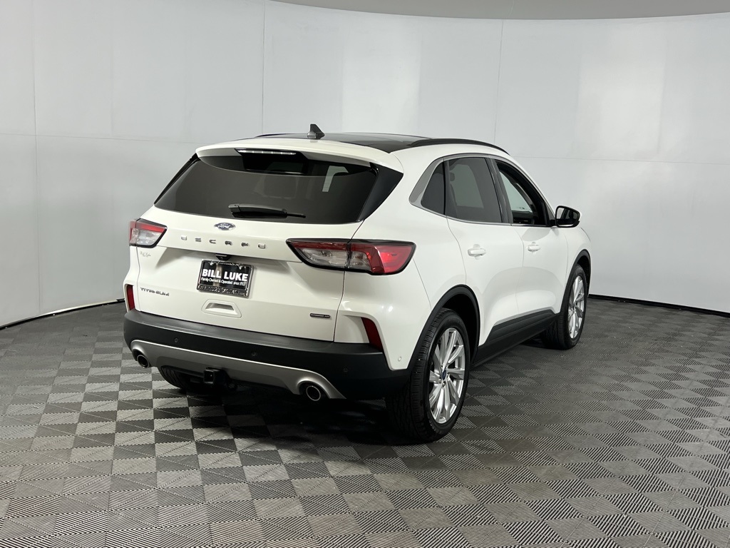 2022 Ford Escape Titanium Hybrid photo 4