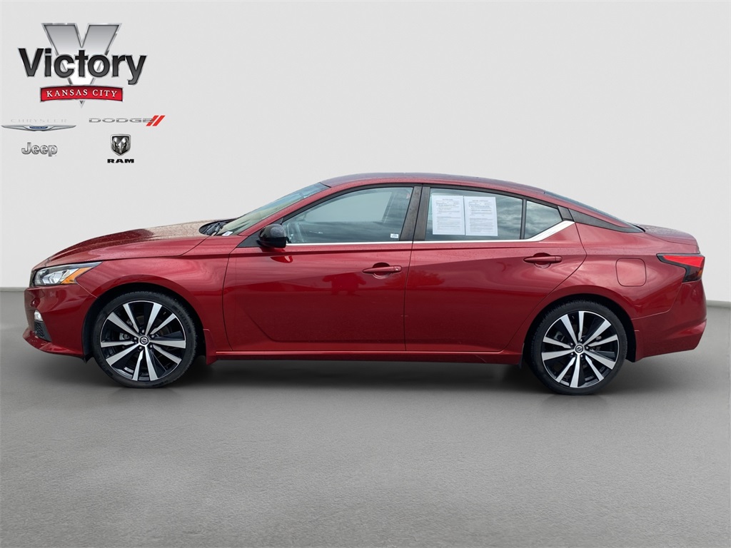 2021 Nissan Altima 2.5 SR photo 4