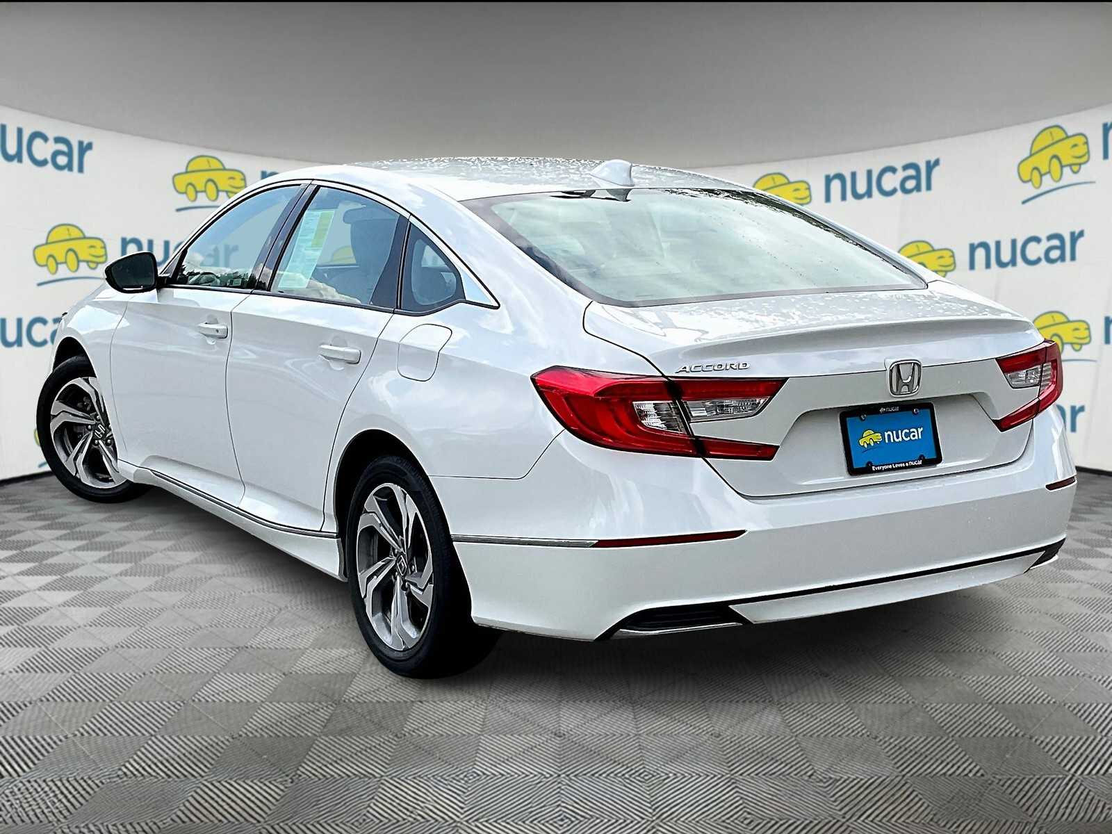 2020 Honda Accord EX photo 2