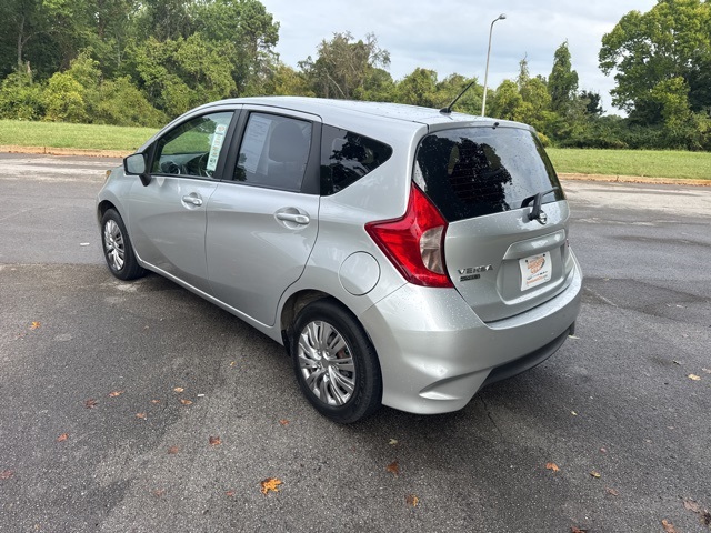2019 Nissan Versa Note SV photo 5