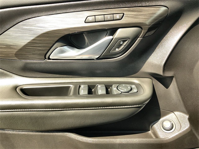 2024 Gmc Terrain SLT photo 4