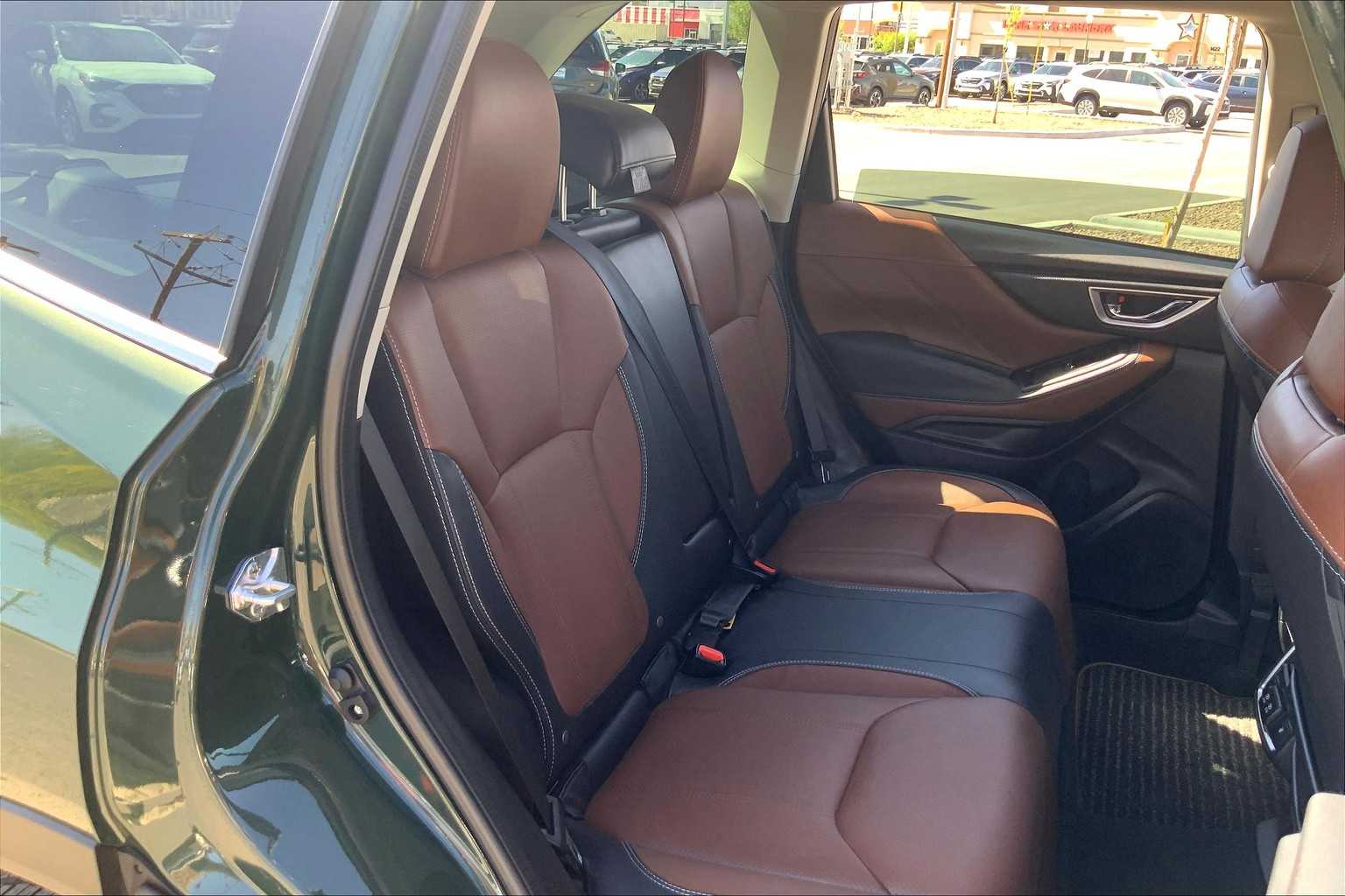 2024 Subaru Forester Touring photo 19