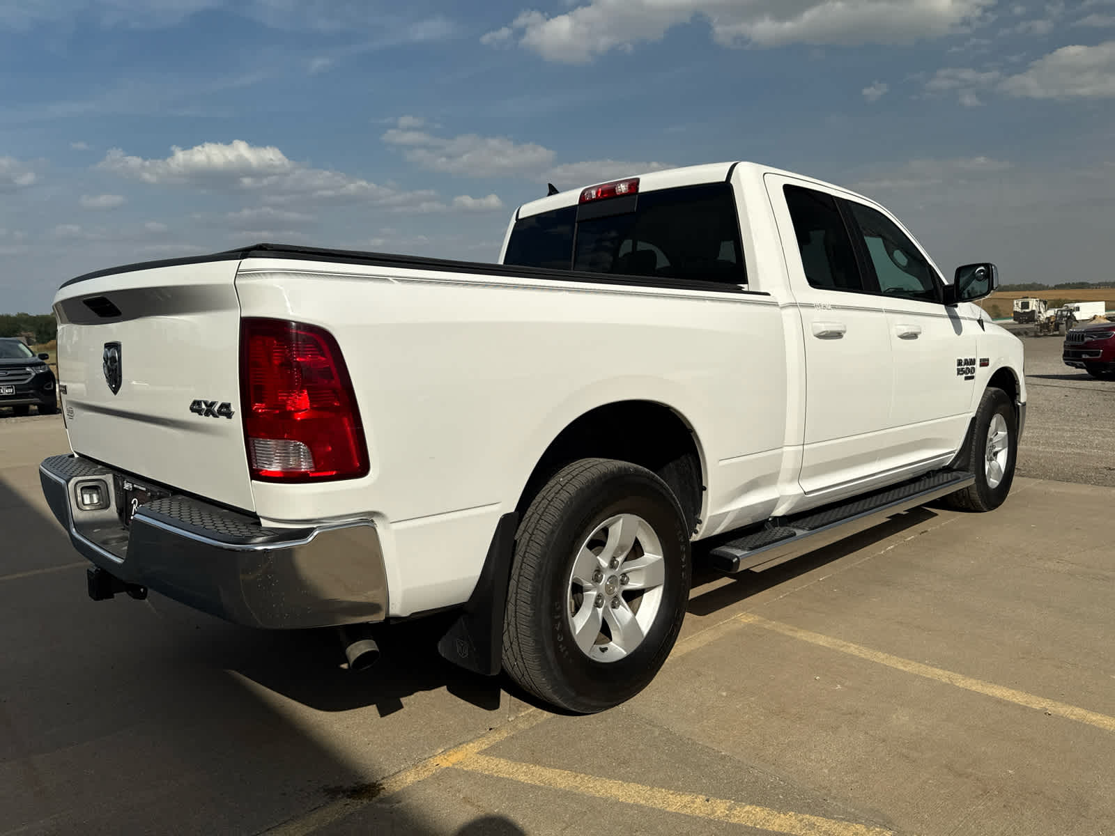2019 Ram 1500 Classic SLT photo 5
