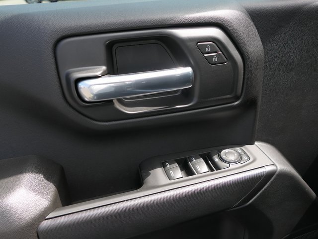 2026 Chevrolet Silverado 1500 Custom photo 14