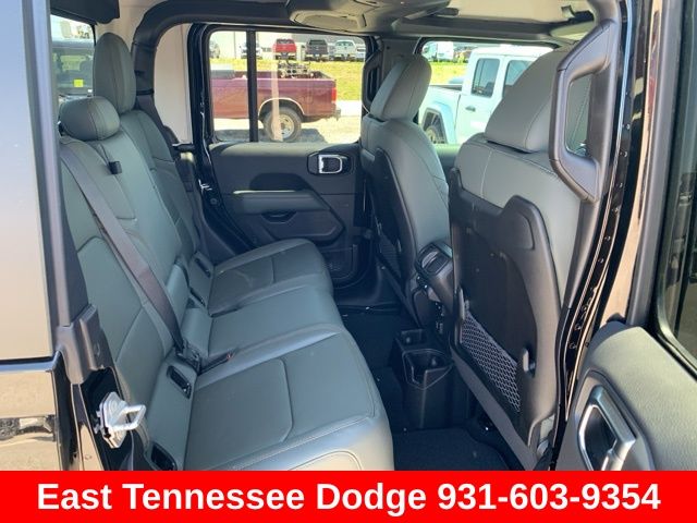 2025 Jeep Gladiator Mojave photo 24