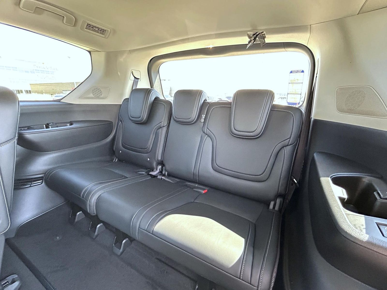 2026 Infiniti QX80 Pure photo 9