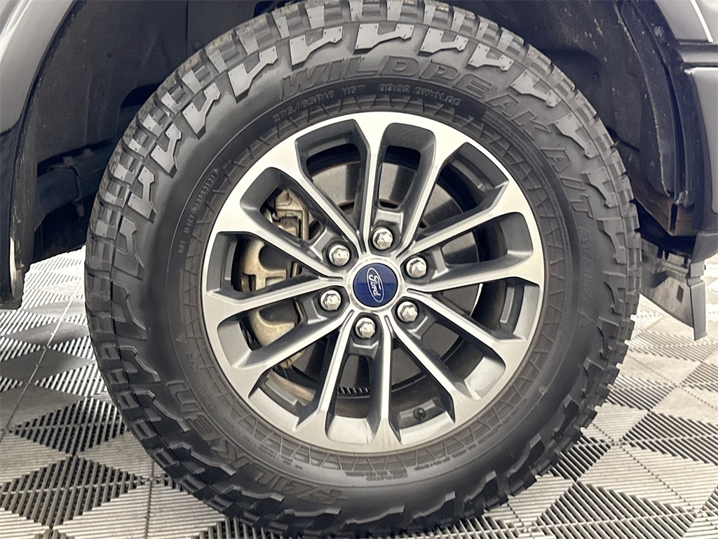 2018 Ford F-150 XLT photo 22