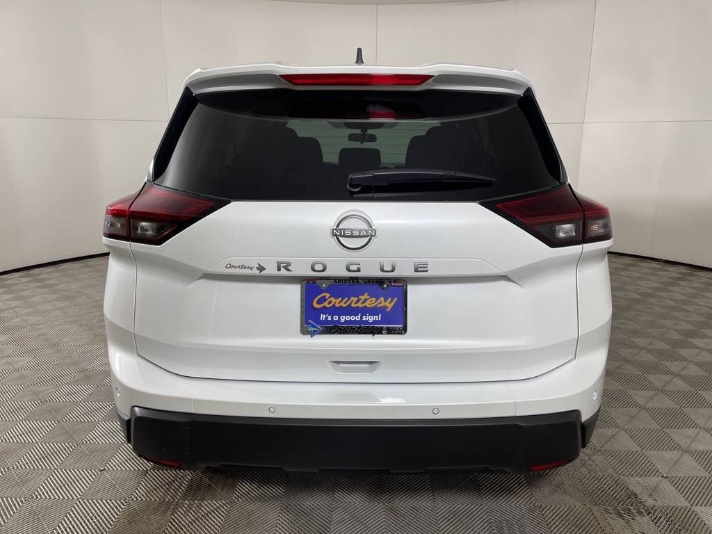 2025 Nissan Rogue S photo 3