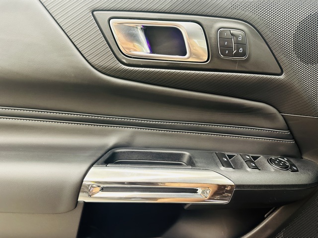 2025 Ford Mustang GT Premium Convertible photo 37