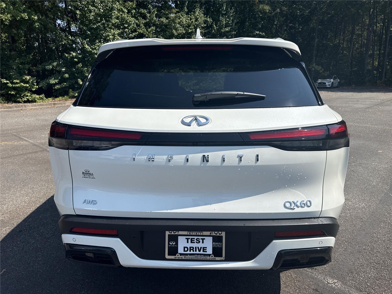 2025 Toyota RAV4 LE photo 5