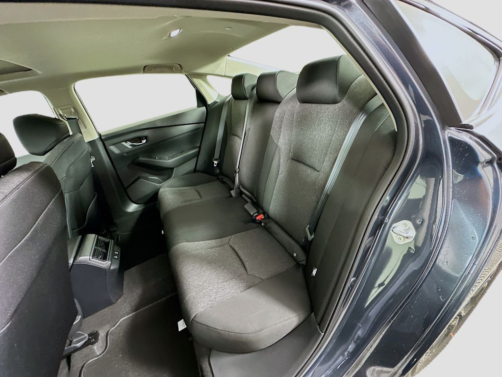 2025 Honda Accord SE photo 14