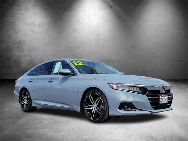 2022 Honda Accord Touring 2.0T photo 3