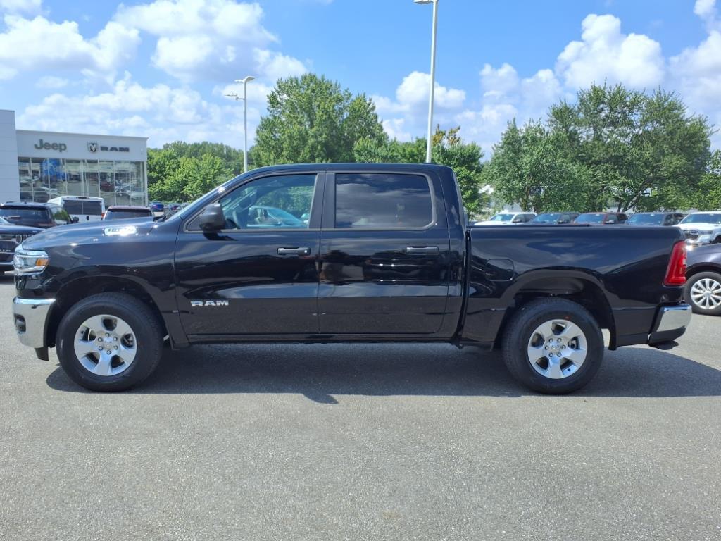 2025 Ram 1500 Tradesman photo 3