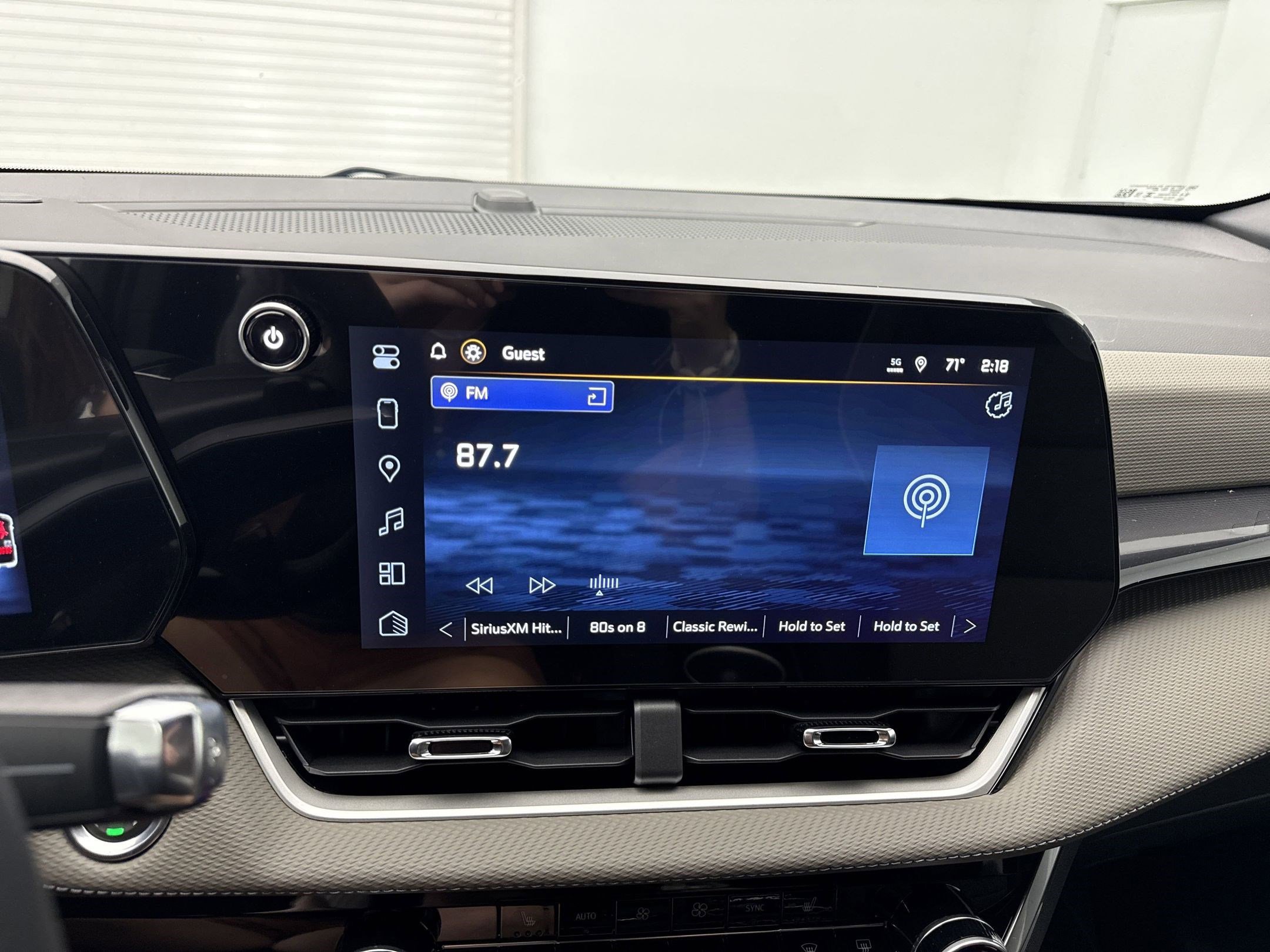 2026 Chevrolet Equinox LT photo 36