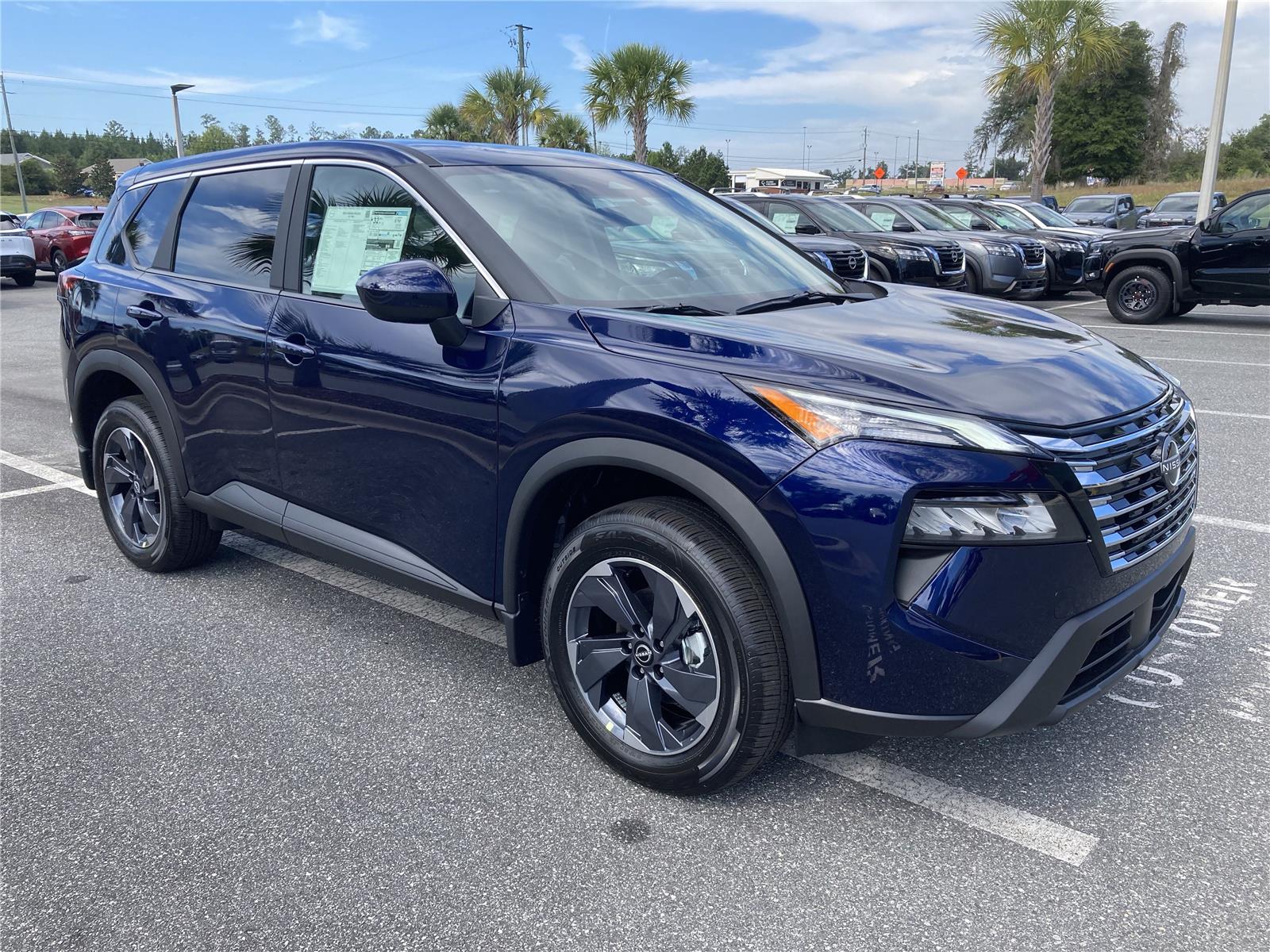 2026 Nissan Rogue SV photo 2