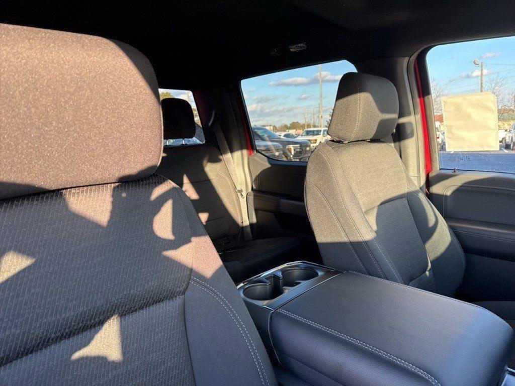 2025 Ford F-150 XLT photo 6