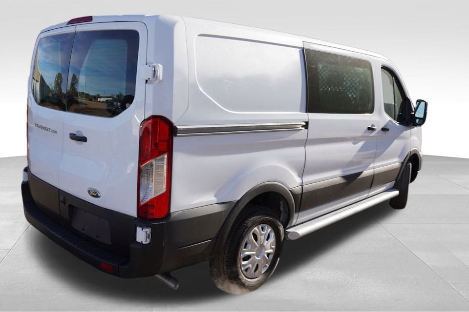 2023 Ford Transit photo 3