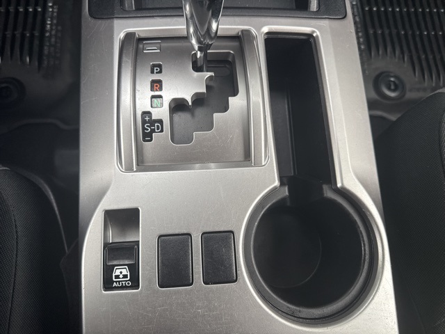 2017 Toyota 4Runner SR5 photo 31