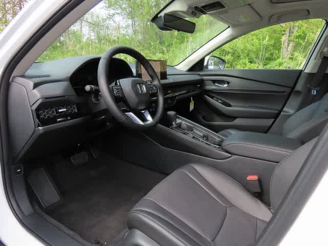 2025 Honda Accord Hybrid Touring photo 2