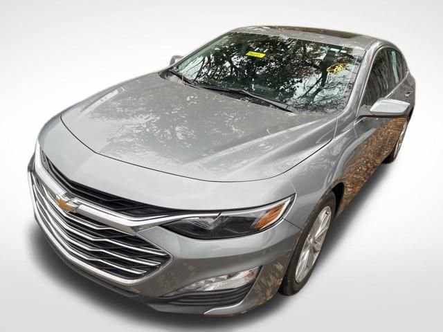 2024 Chevrolet Malibu 1LT photo 3