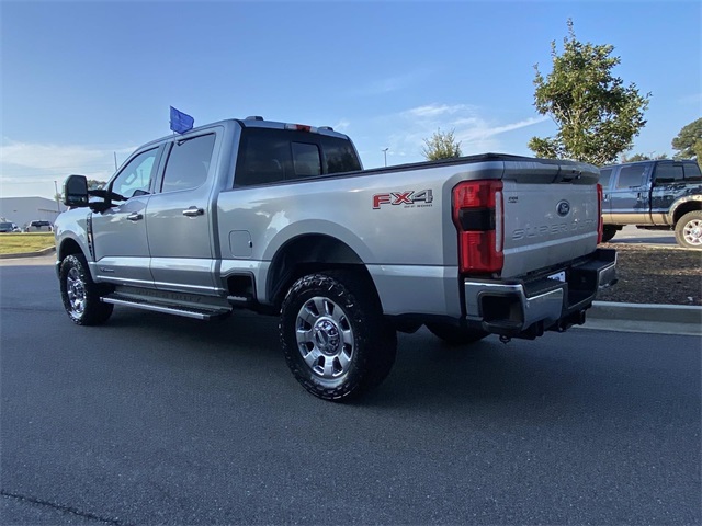 2023 Ford F-250 Lariat photo 7