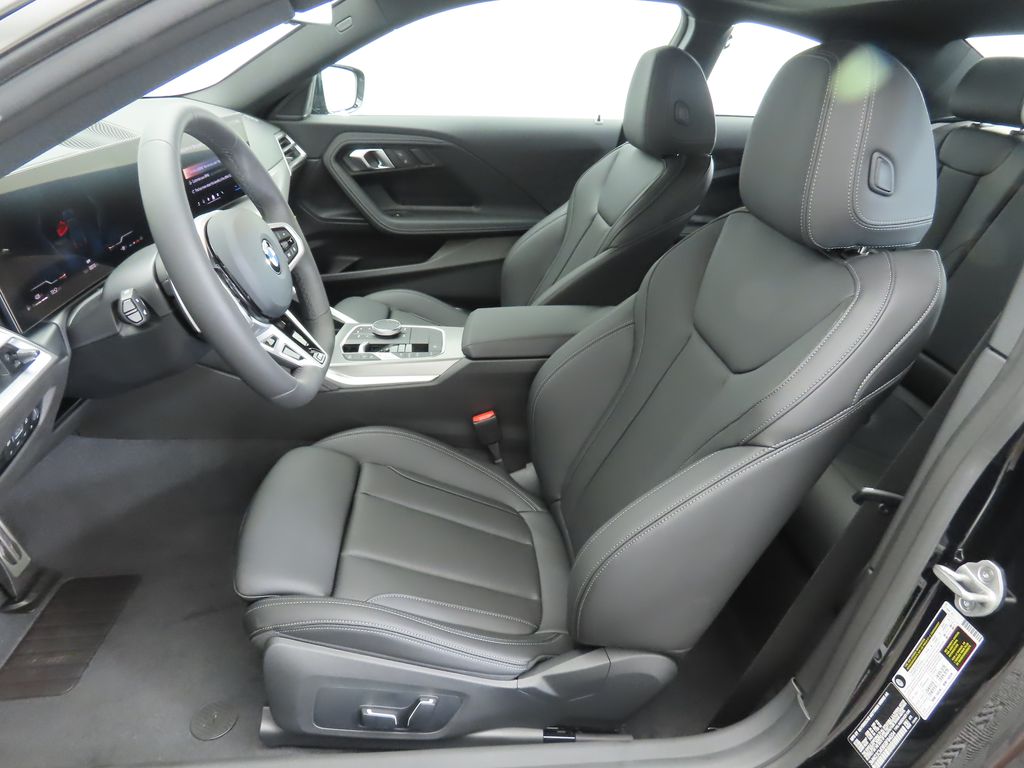 2025 Bmw 230i photo 18