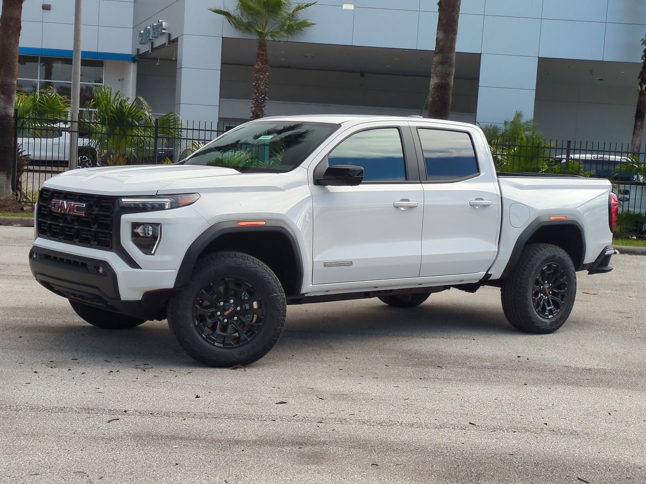 2026 GMC Canyon Elevation's photo