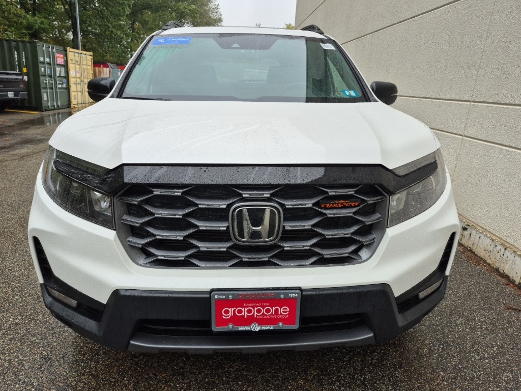 2023 Honda Passport TrailSport photo 2