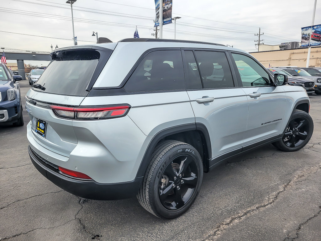 2023 JEEP GRAND CHEROKEE - Image 7