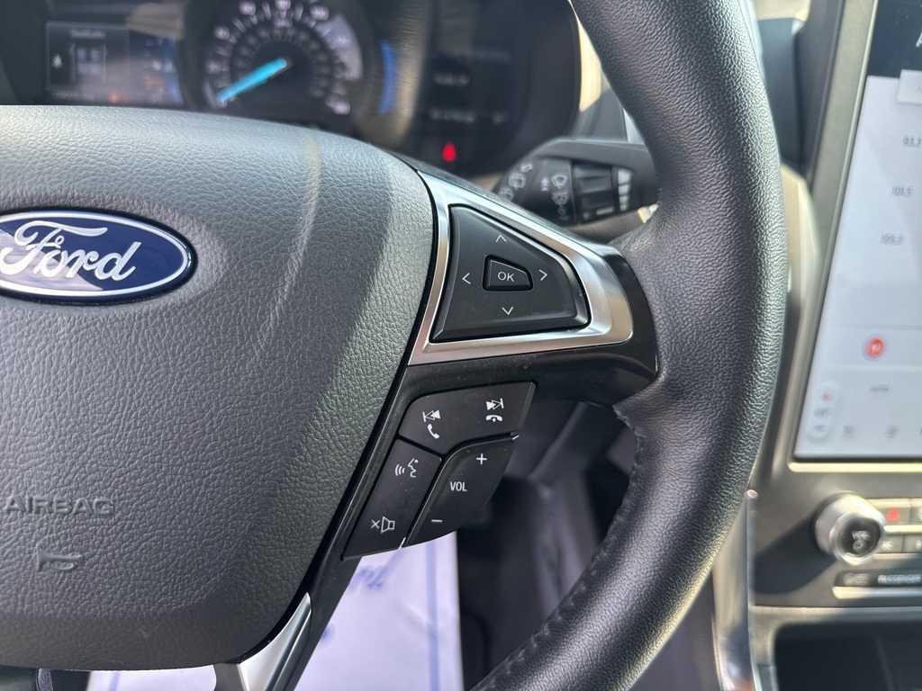2024 Ford Edge Titanium photo 26