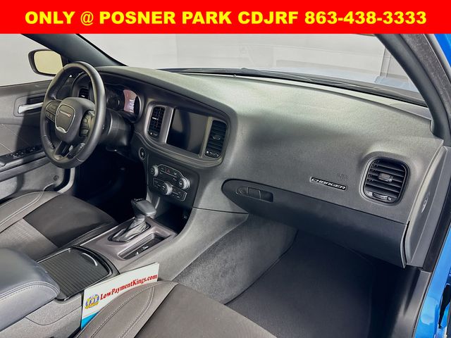 2023 Dodge Charger SXT photo 25