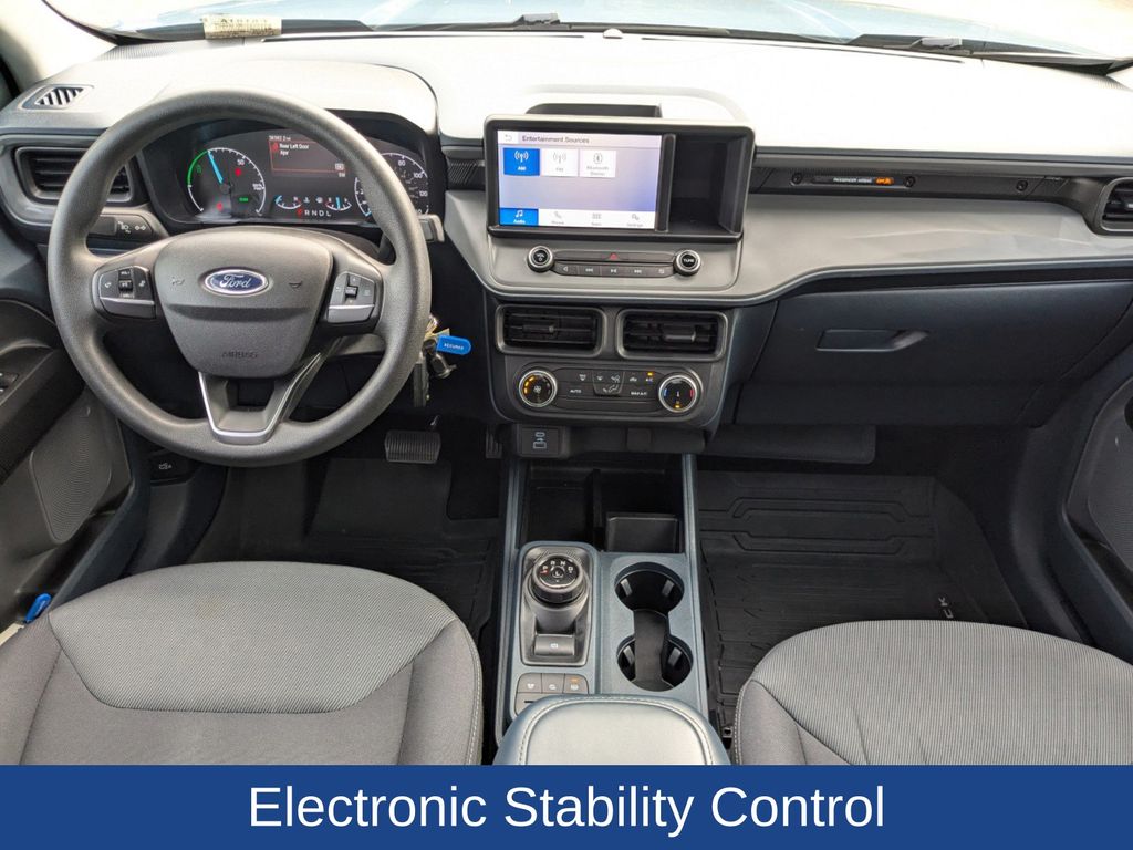 2022 Ford Maverick XL photo 16