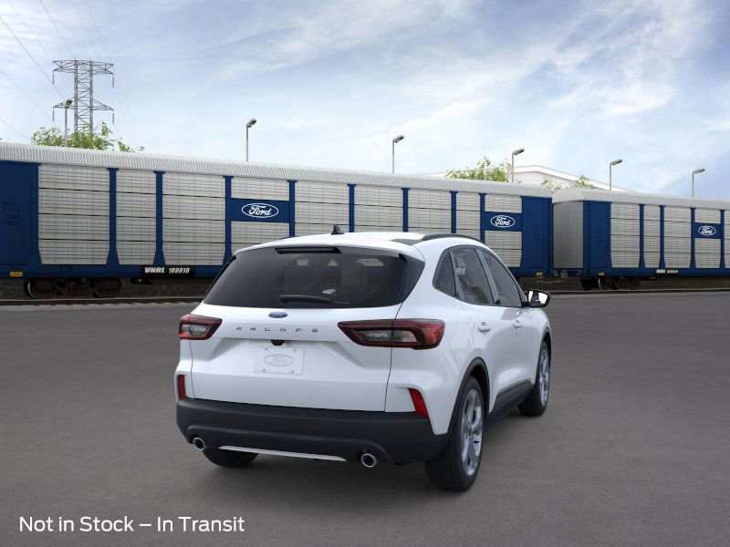 2025 Ford Escape ST-Line photo 5