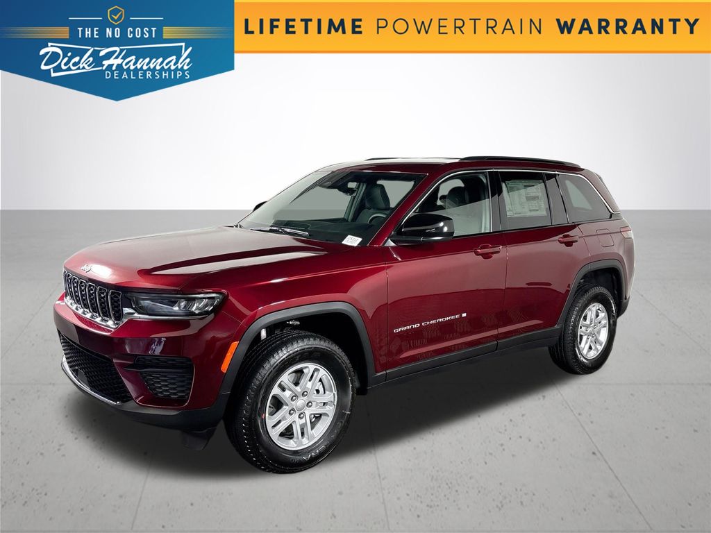 2025 Jeep Grand Cherokee Laredo's photo