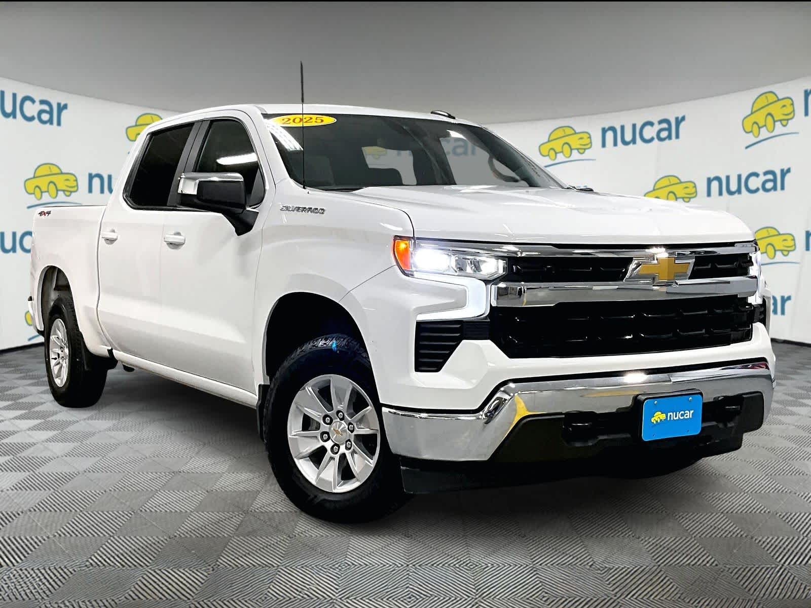 2025 Chevrolet Silverado 1500 LT's photo