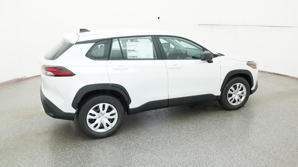 2026 Toyota Corolla Cross L photo 24