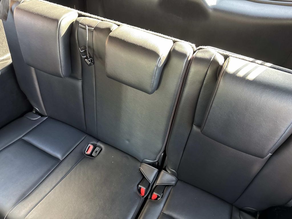 2019 Toyota Highlander SE XLE photo 12