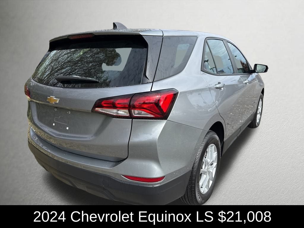 2024 Chevrolet Equinox LS photo 3