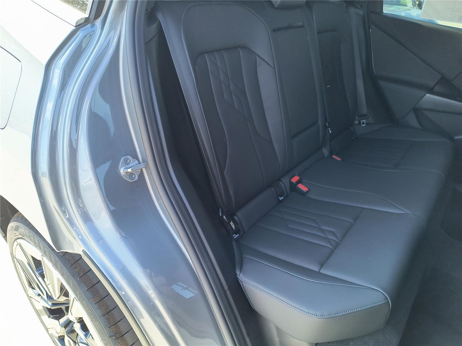 2026 Bmw X3 photo 9