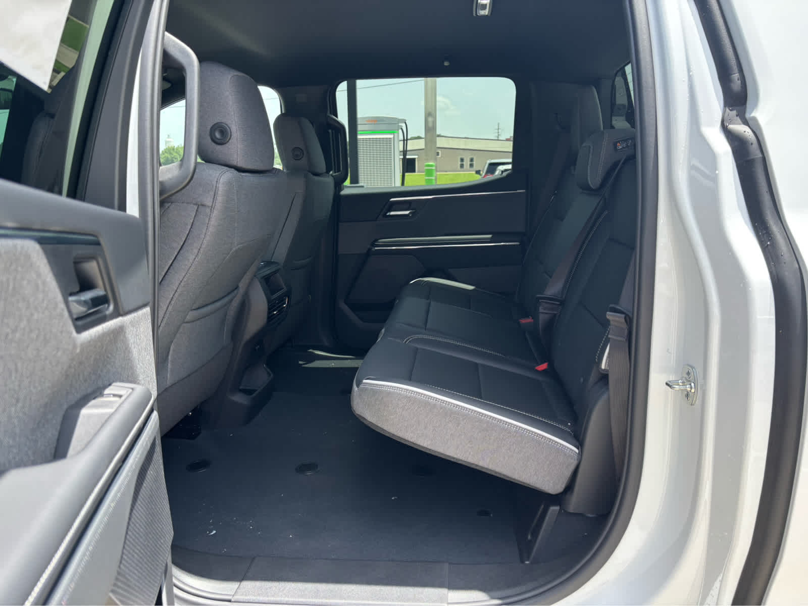 2026 Gmc Sierra Elevation photo 8
