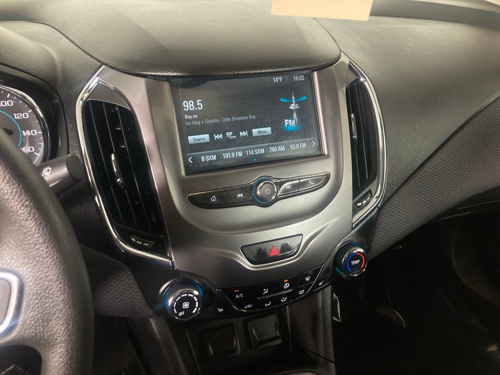 Used 2017 Chevrolet Cruze LT with VIN 1G1BE5SM8H7165121 for sale in Elk River, Minnesota