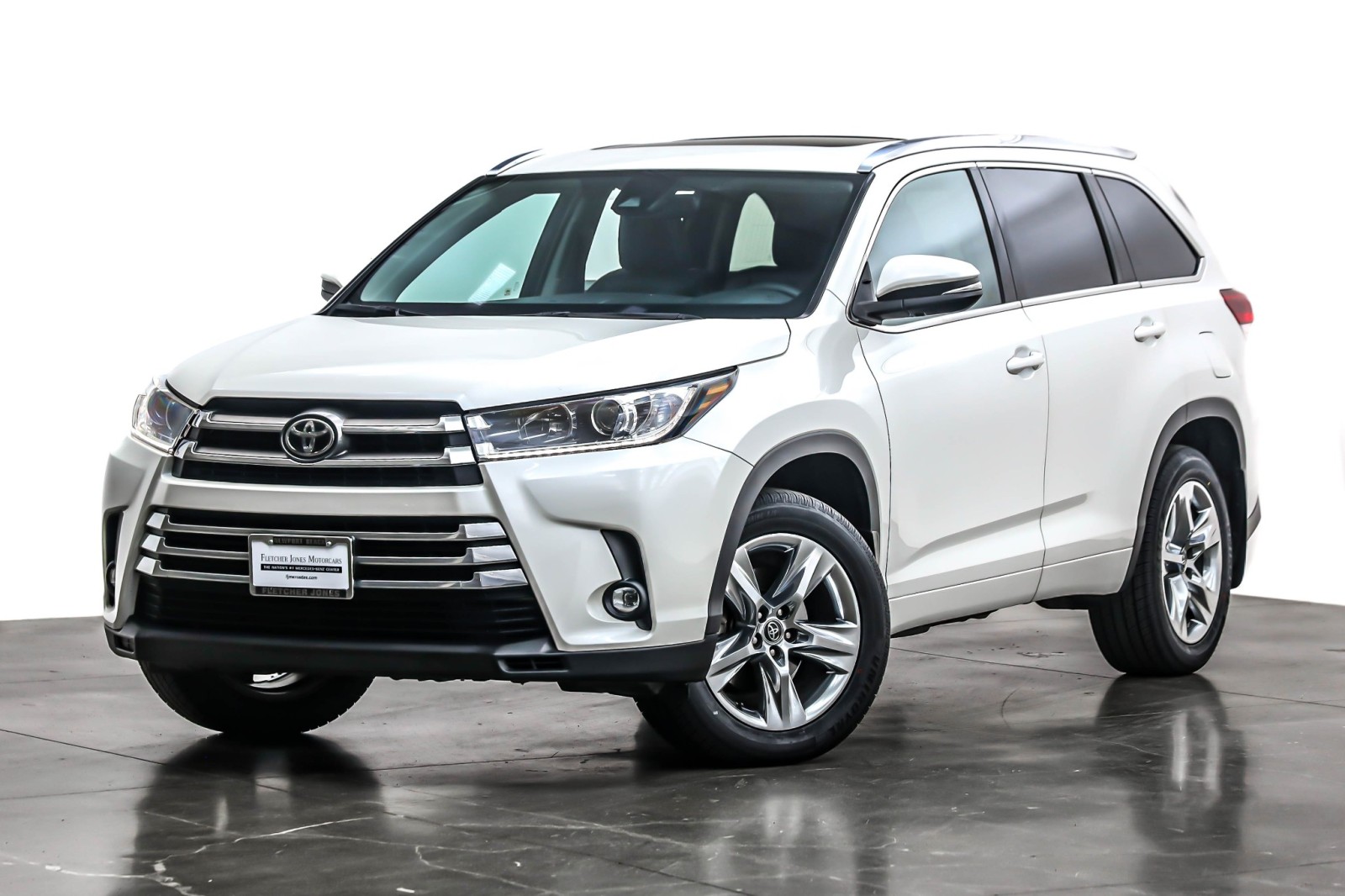 2019 Toyota Highlander Limited's photo