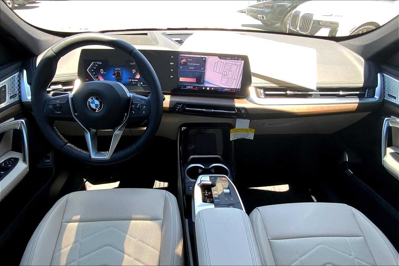 2025 Bmw X1 XDrive28i photo 2