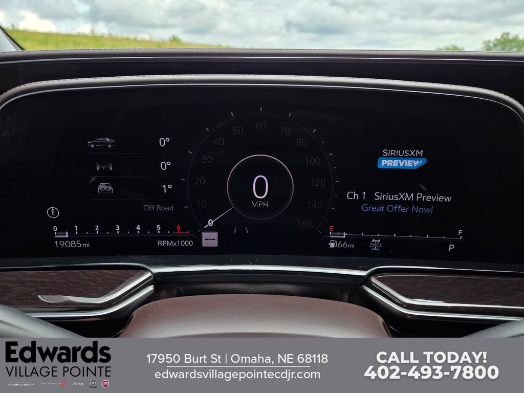 2022 Cadillac Escalade ESV Sport Platinum photo 18